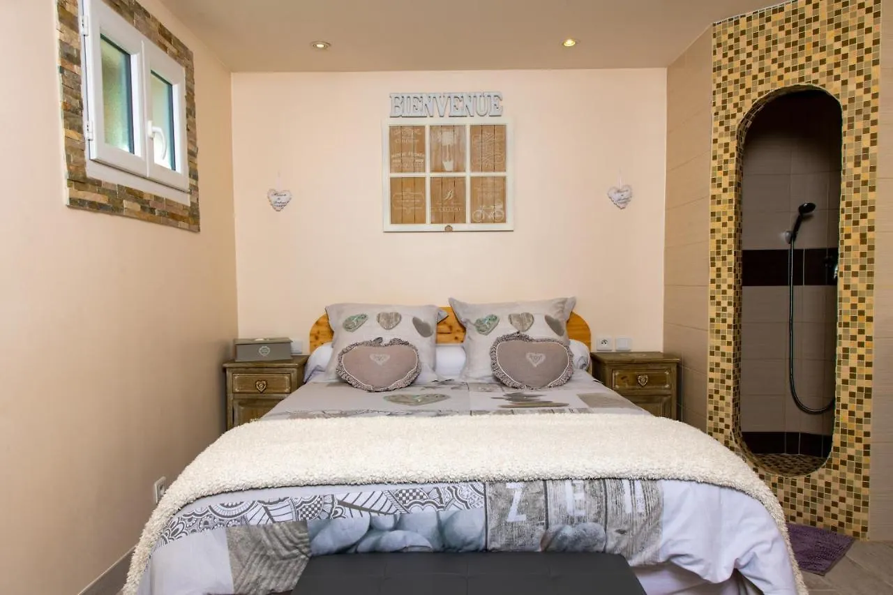 Couette-café Chambre D'hôtes Villa de la Sueur au Bonheur La Bouilladisse