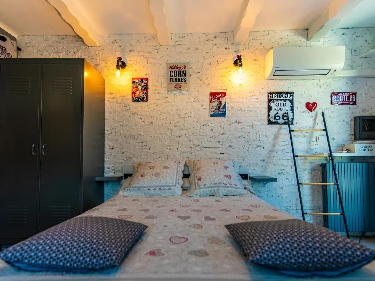 Couette-café Chambre D'hôtes Villa de la Sueur au Bonheur La Bouilladisse France